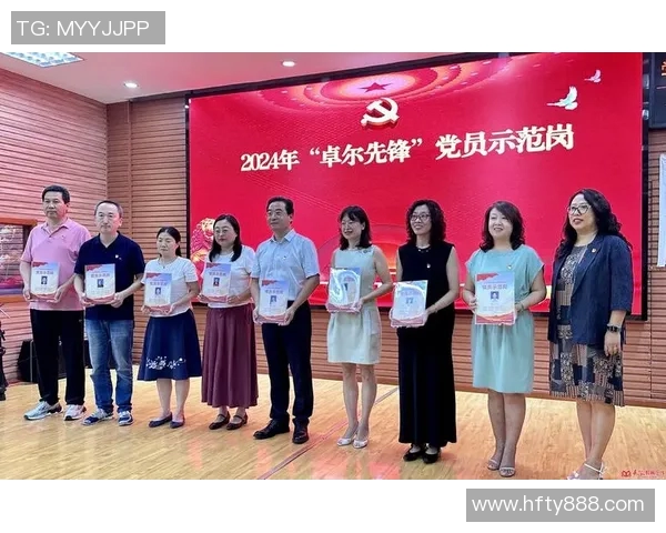 李敏专访：从排球新星到传奇教练的心路历程与成长故事